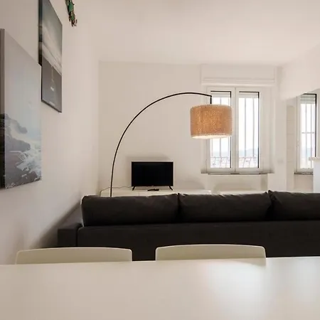 Panoramic Seaview Apartment *